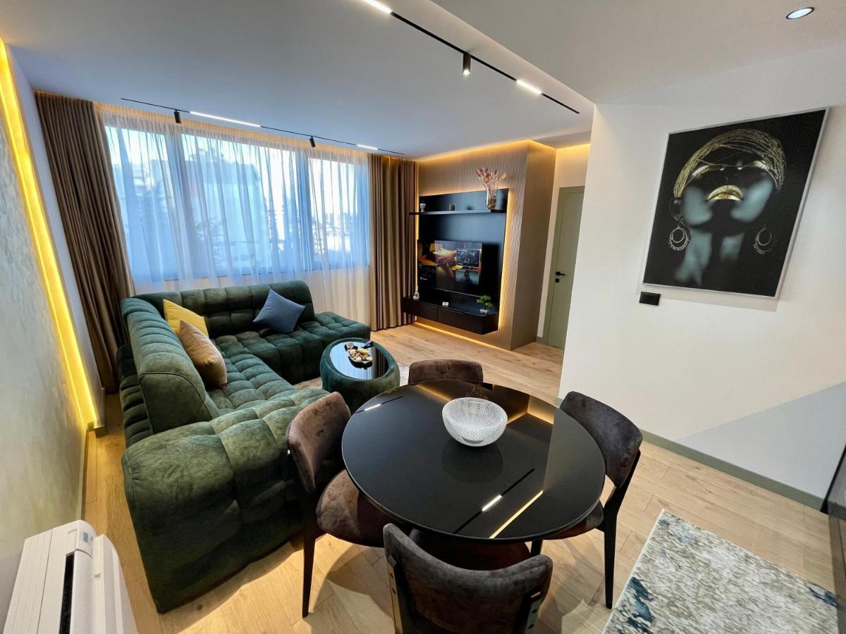Queens Luxury Apartments Тирана Экстерьер фото