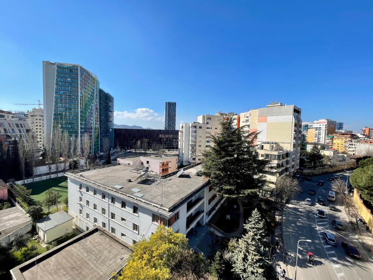 Queens Luxury Apartments Тирана Экстерьер фото